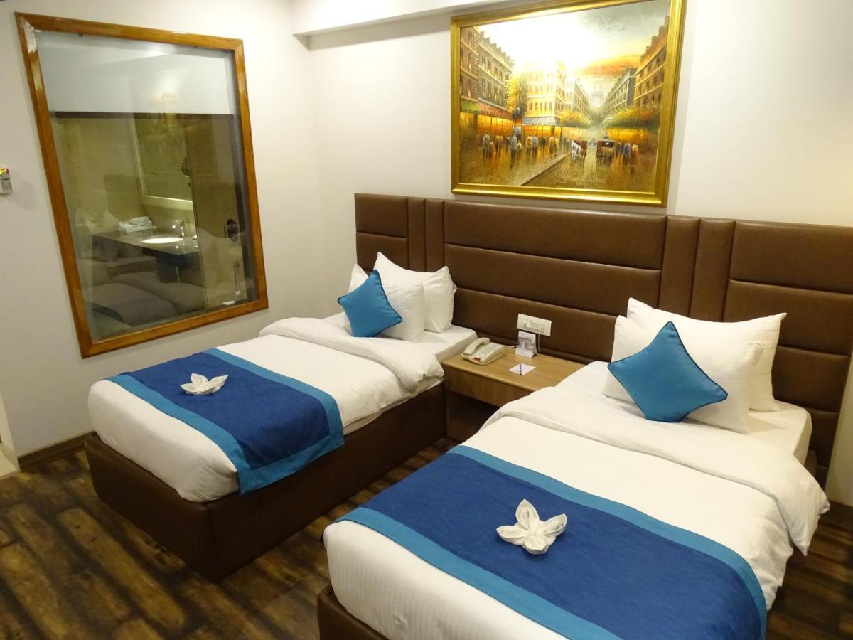 The Grand Arc Hotel & Convention Centre Shahjahanpur Exterior foto
